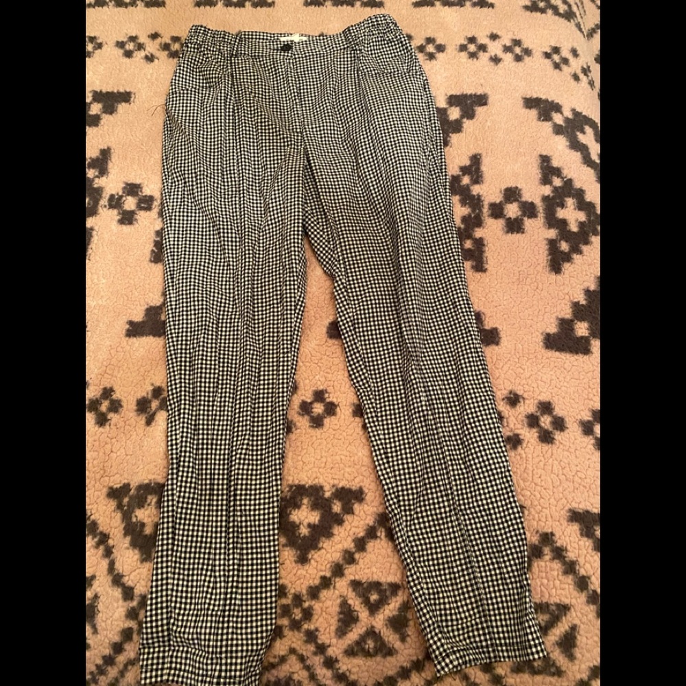 Black and white pants